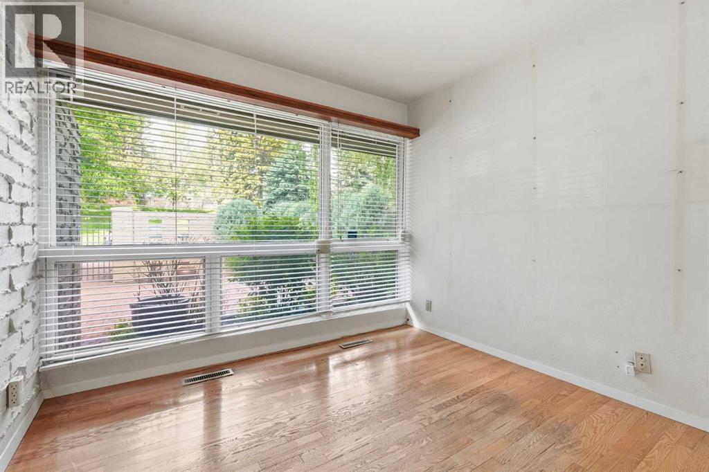 72 Massey Place SW — photo 22