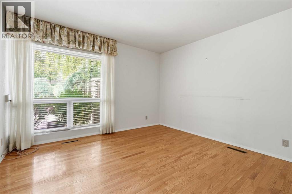 72 Massey Place SW — photo 23