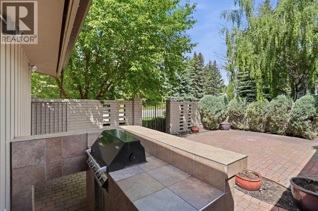 72 Massey Place SW — photo 38