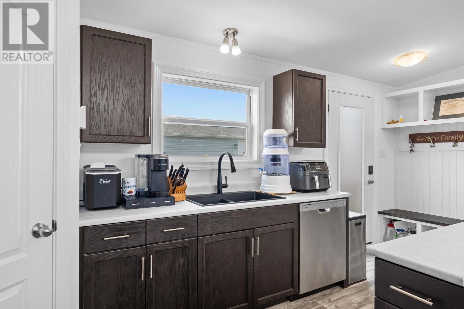 23 Watson Avenue - 11