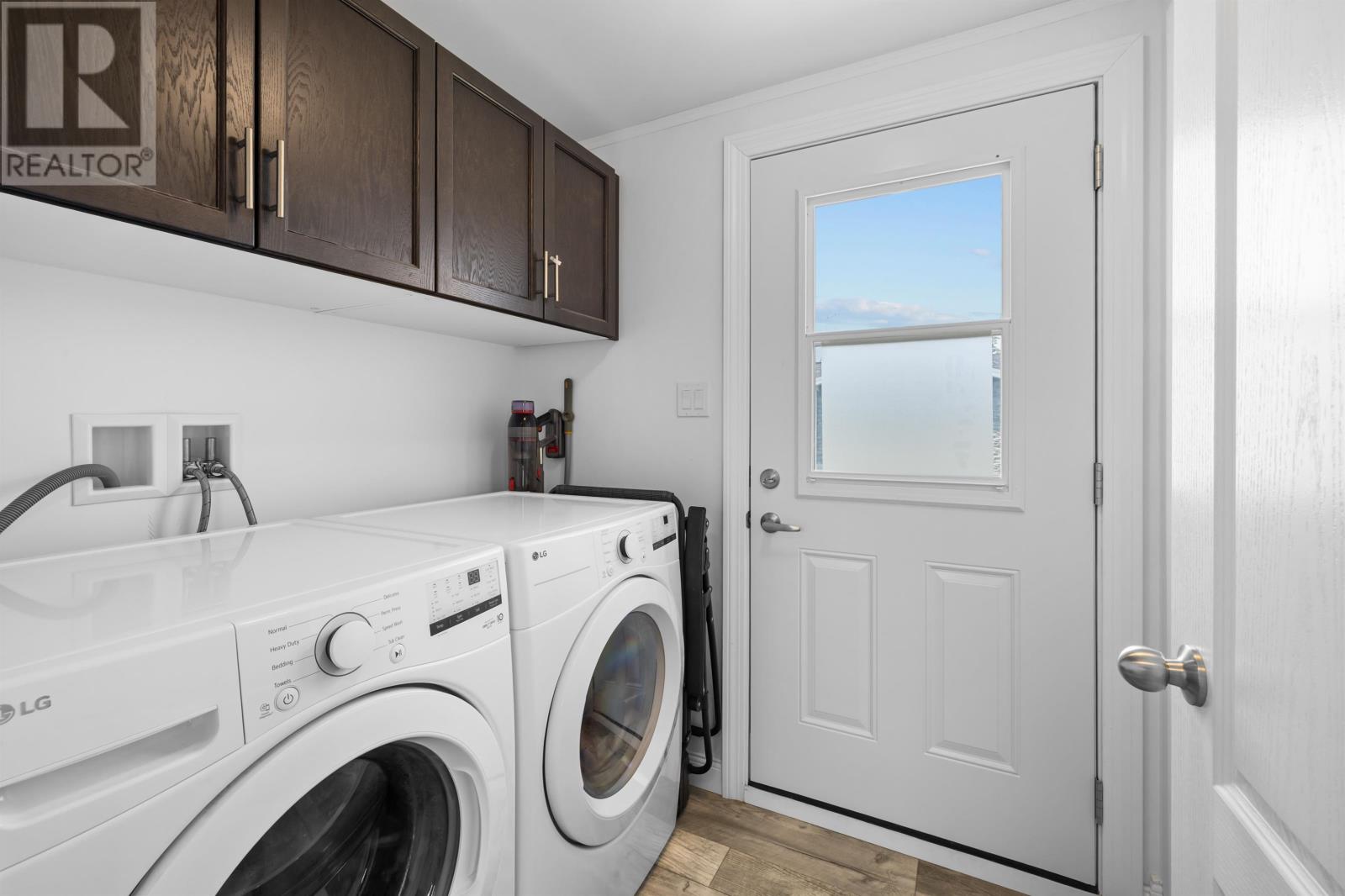 23 Watson Avenue - 25