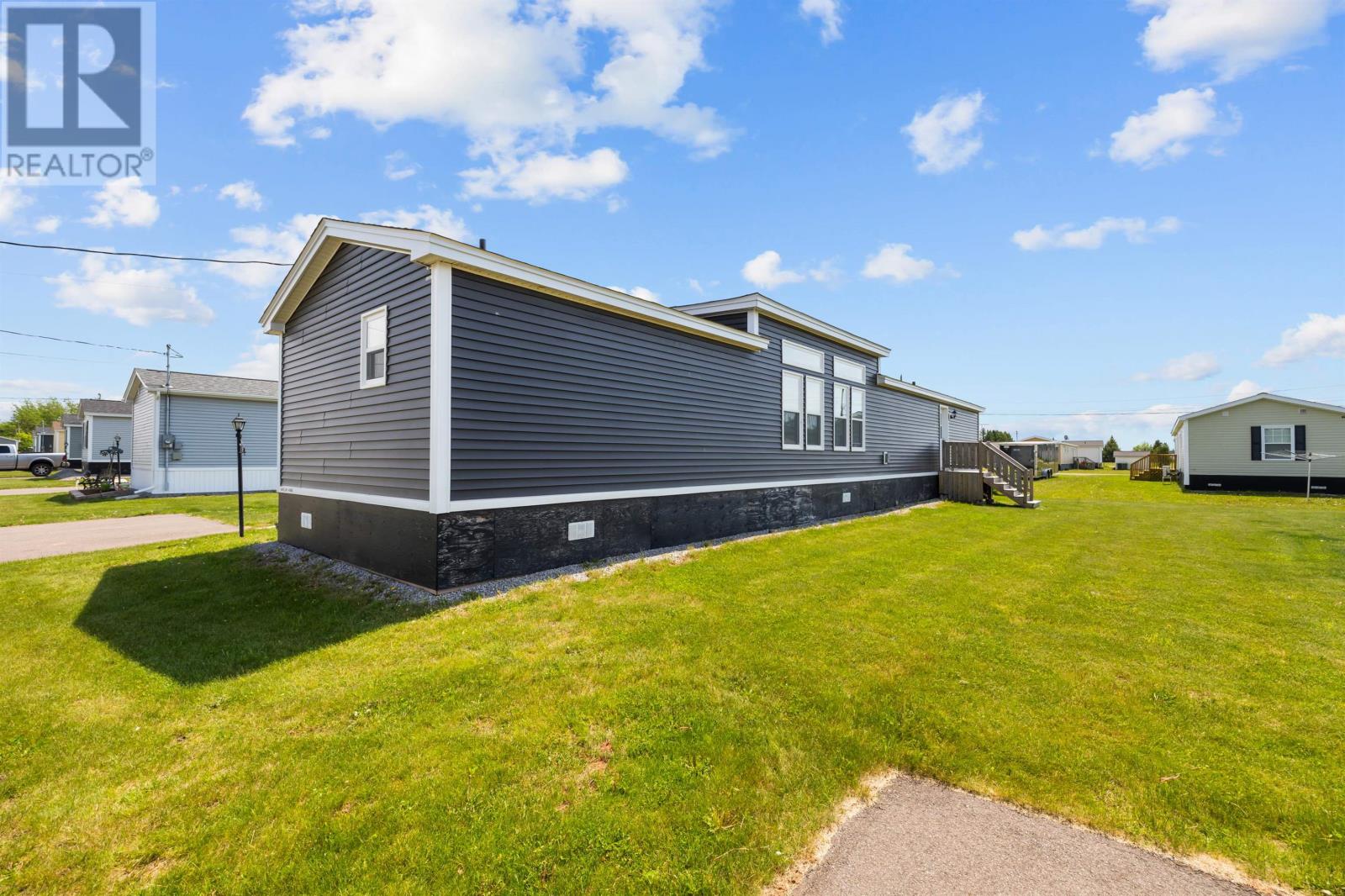 23 Watson Avenue - 28