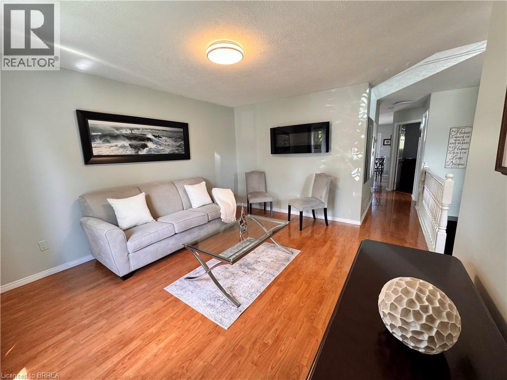 37 ANASTASIA Crescent - 7