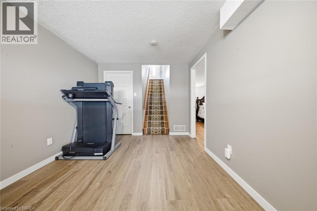 37 ANASTASIA Crescent - 17