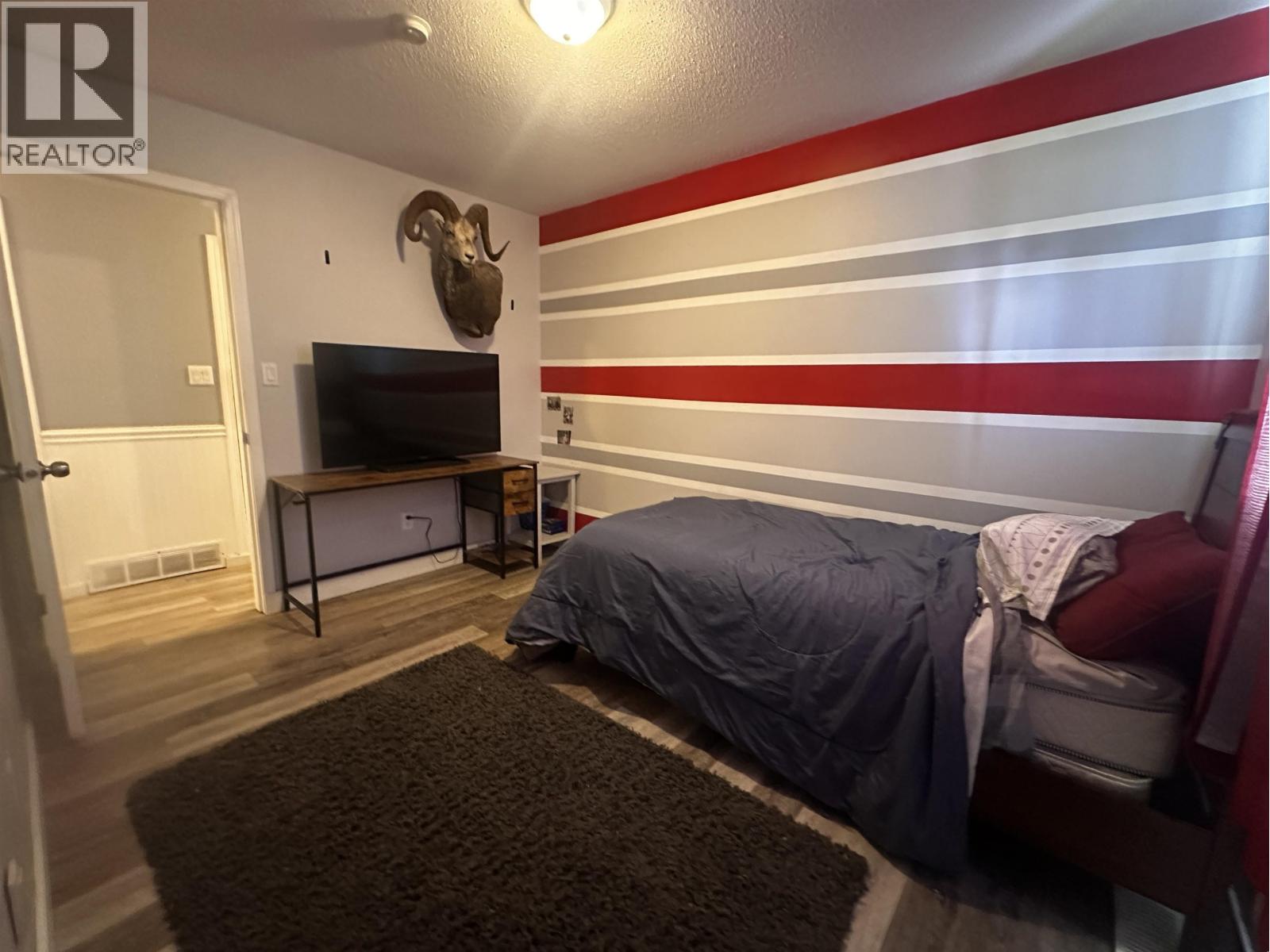 4624 BOUNDARY ROAD - 10