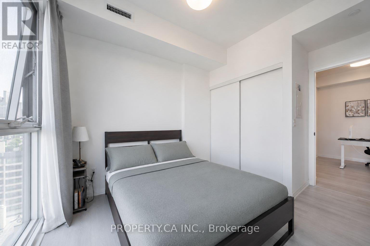 #1702 280 DUNDAS STREET W - 8