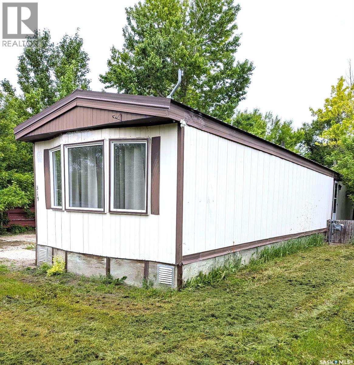319 4th AVENUE - 1