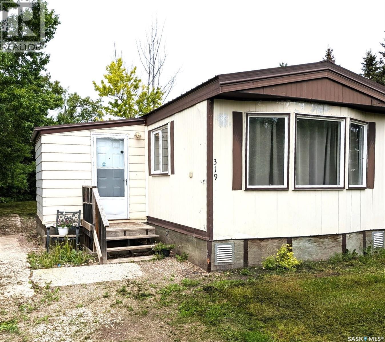 319 4th AVENUE - 2