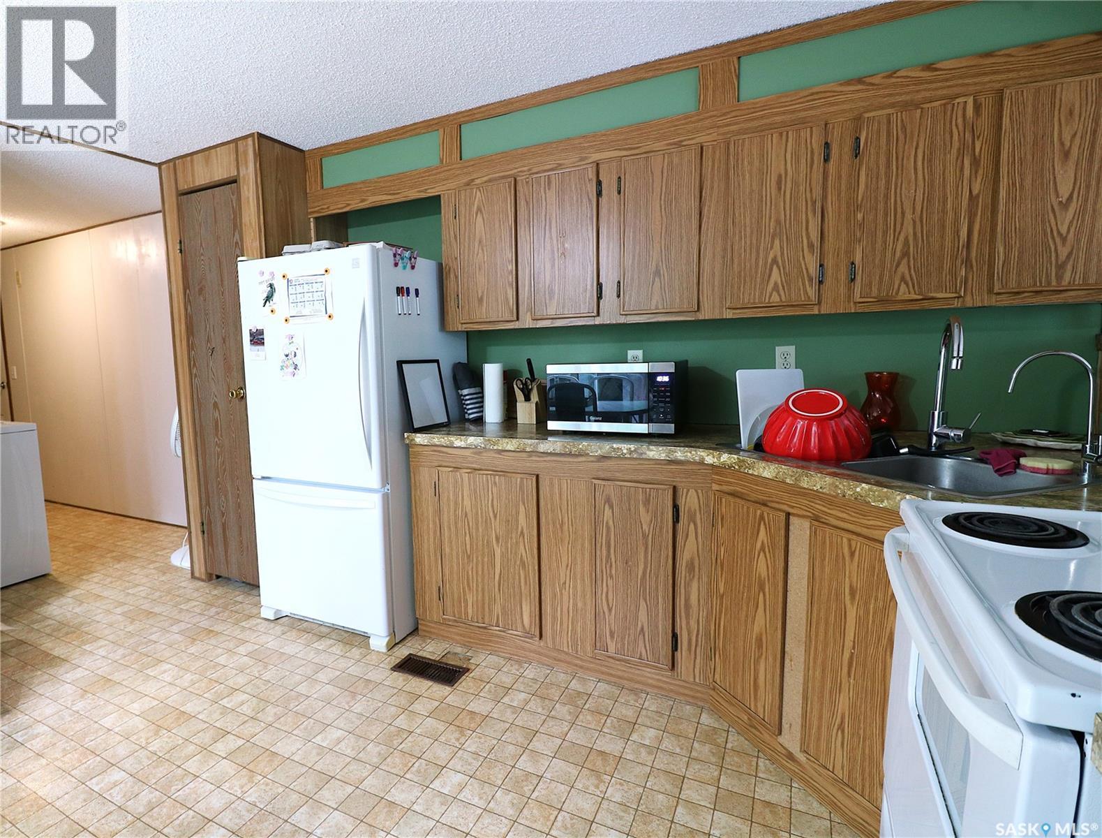 319 4th AVENUE - 9