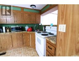 319 4th Avenue, Kelliher, SK S0A1V0 Photo 11