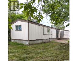 319 4th Avenue, Kelliher, SK S0A1V0 Photo 27