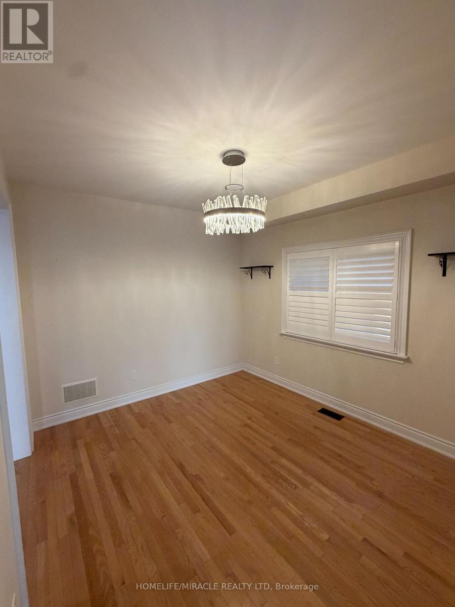 148 MILBY CRESCENT - 9