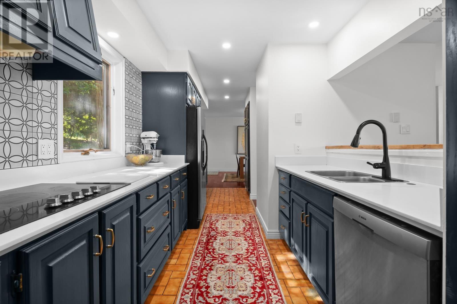 61 Donaldson Avenue - 13