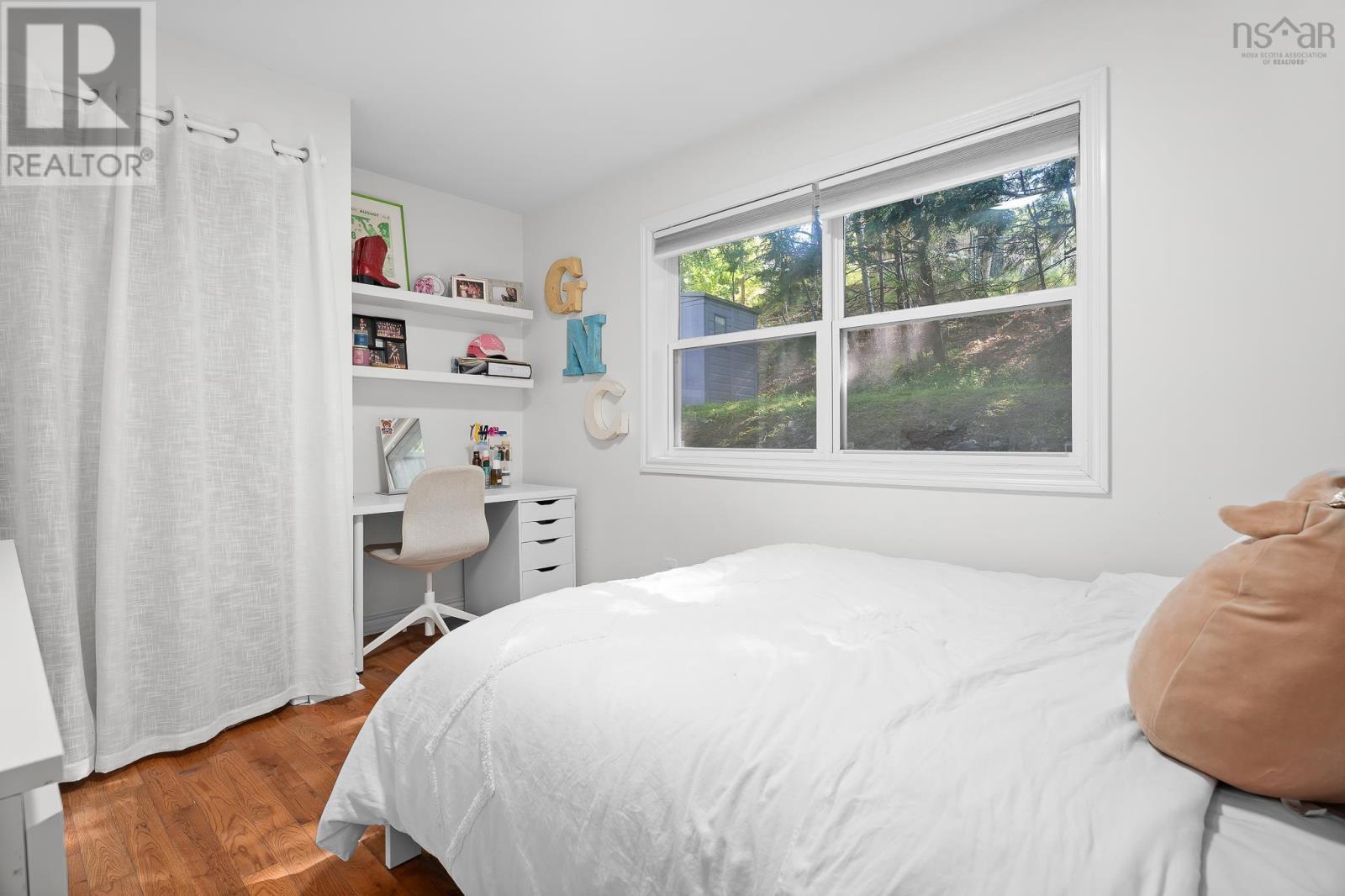 61 Donaldson Avenue - 32