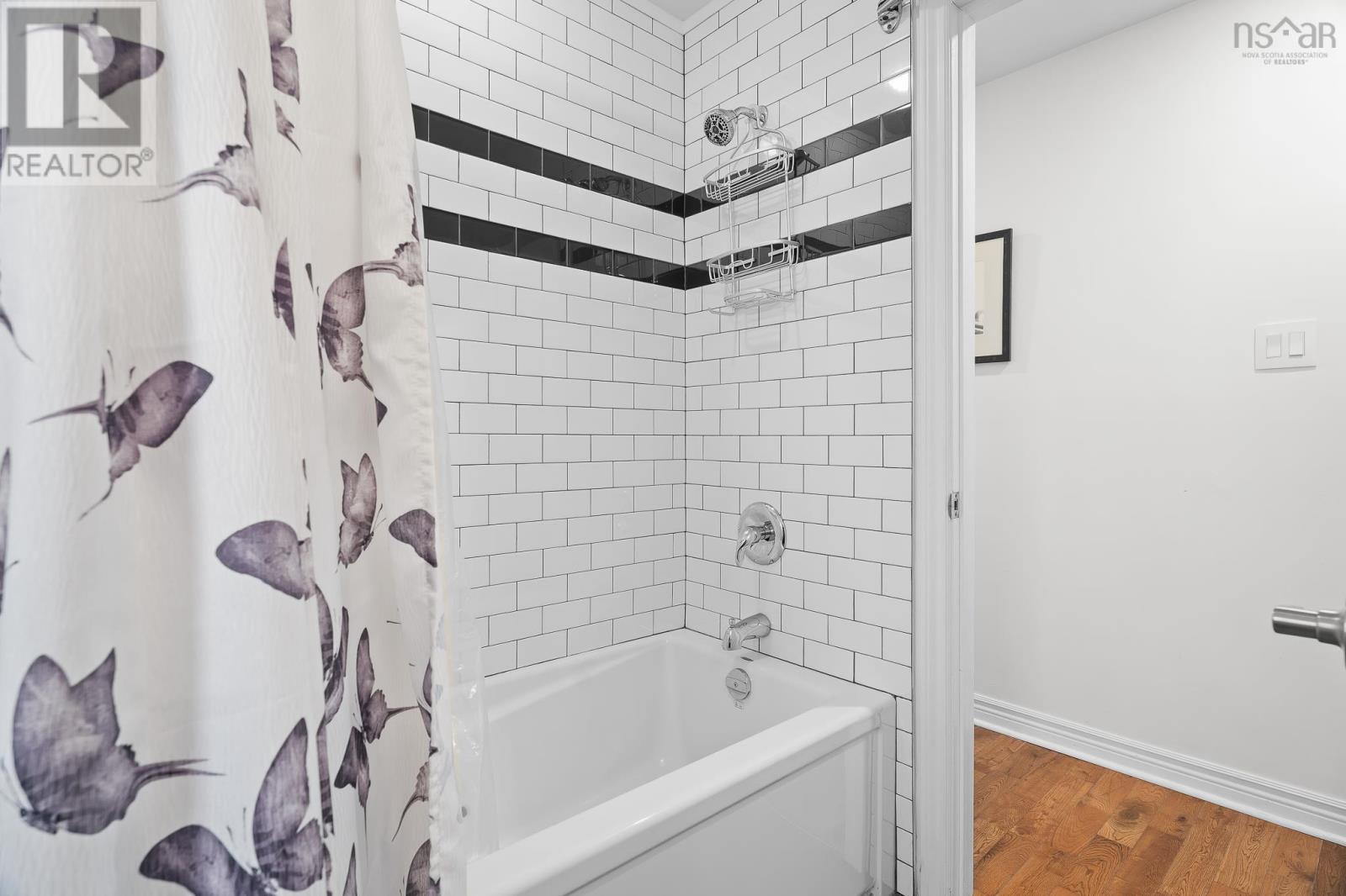 61 Donaldson Avenue - 34