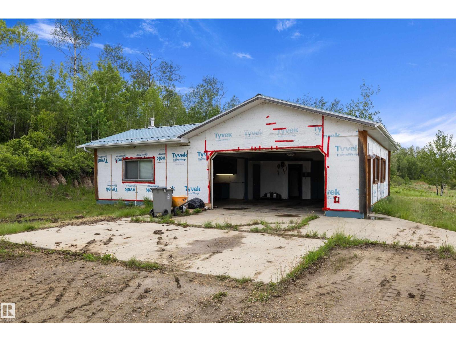 55527 R.R. 12 - 40