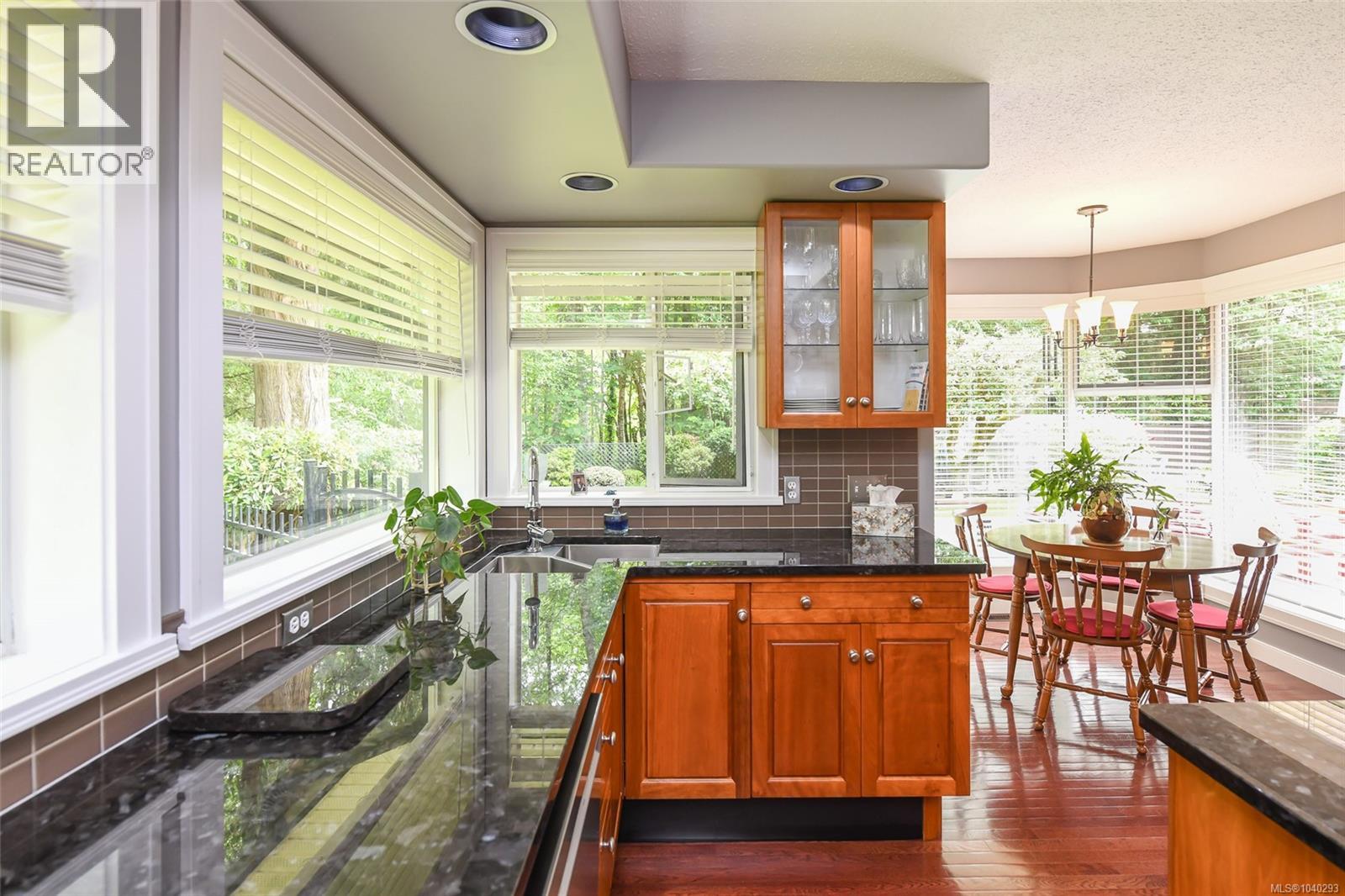 408 Powerhouse Rd - 9
