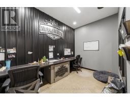 5611 Mcgillivray Drive, Lucan Biddulph, ON N0M2J0 Photo 26