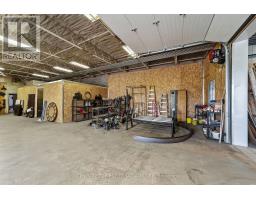 5611 Mcgillivray Drive, Lucan Biddulph, ON N0M2J0 Photo 38