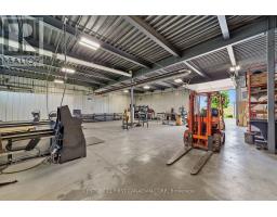 5611 Mcgillivray Drive, Lucan Biddulph, ON N0M2J0 Photo 40