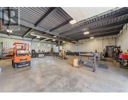 5611 Mcgillivray Drive, Lucan Biddulph, ON N0M2J0 Photo 41