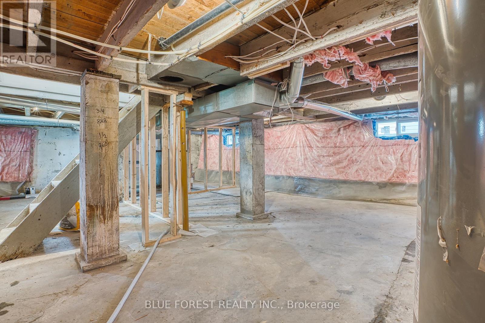 471 ALBERT STREET - 25
