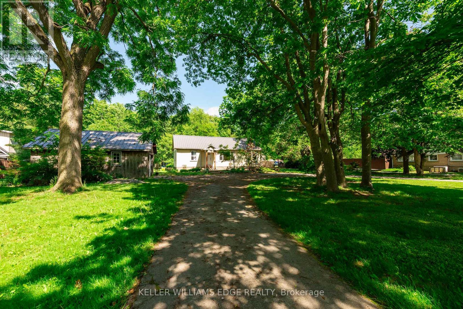 508 PROSPECT POINT ROAD N - 2
