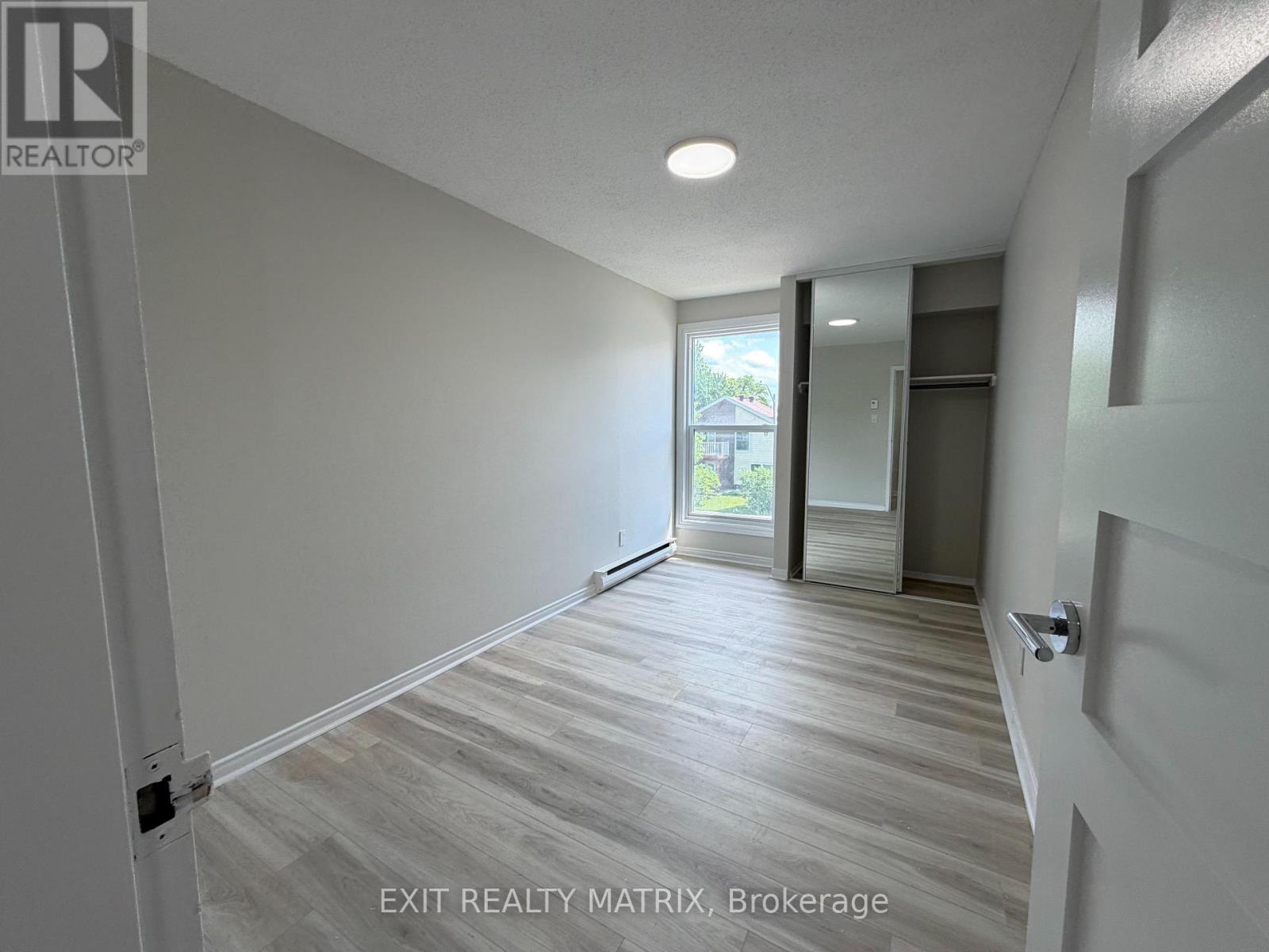 3 Bed, 2 Bath Apartment for Rent in Ottawa – 137 – 3445 UPLANDS DRIVE, Ottawa – MLS# X13439810 - Image 8