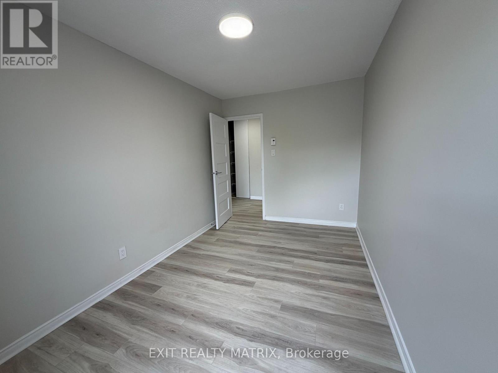 3 Bed, 2 Bath Apartment for Rent in Ottawa – 137 – 3445 UPLANDS DRIVE, Ottawa – MLS# X13439810 - Image 9