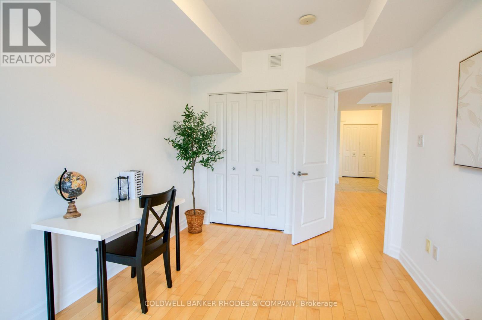 #407 90 LANDRY STREET - 12