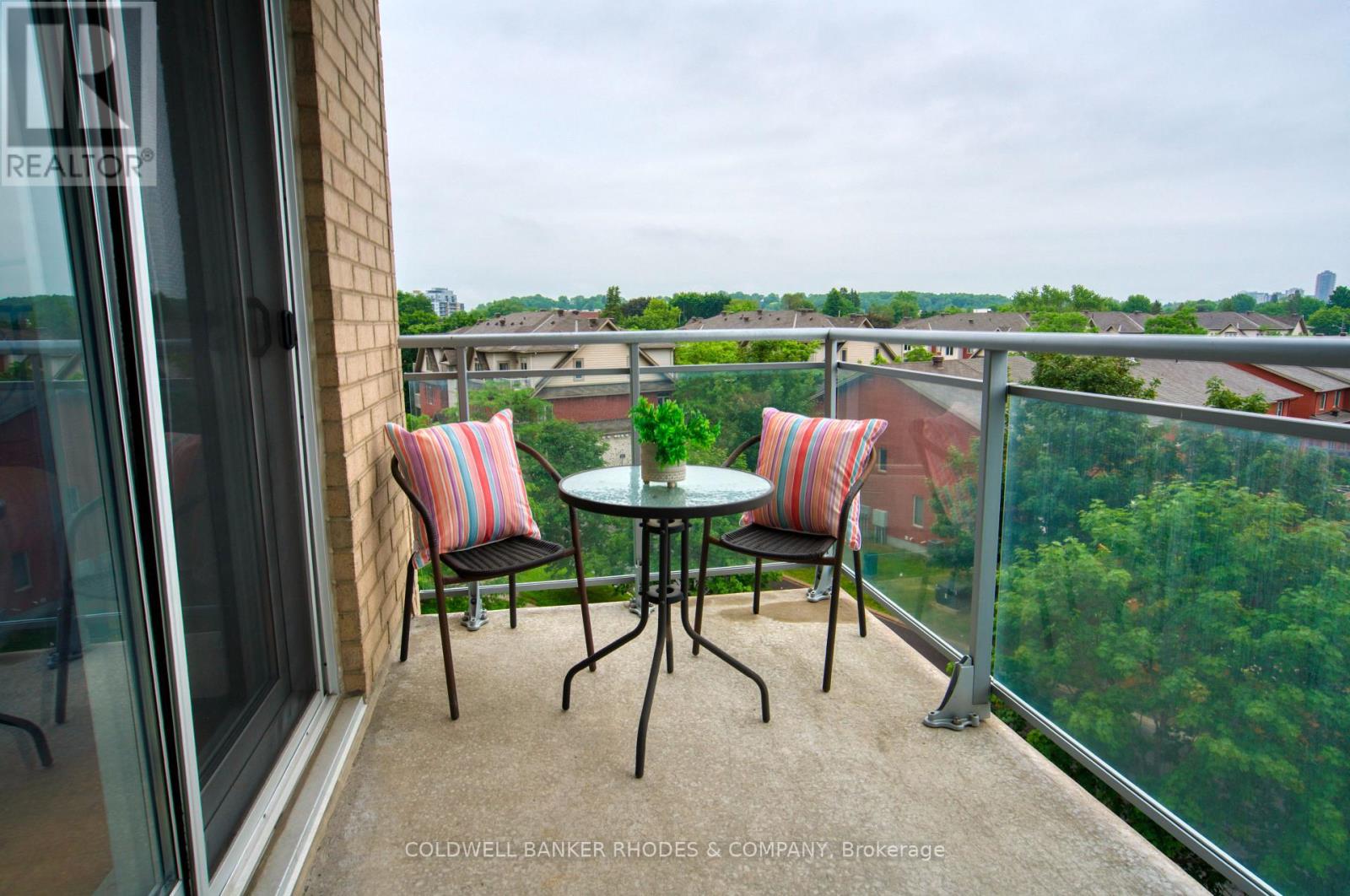 #407 90 LANDRY STREET - 17