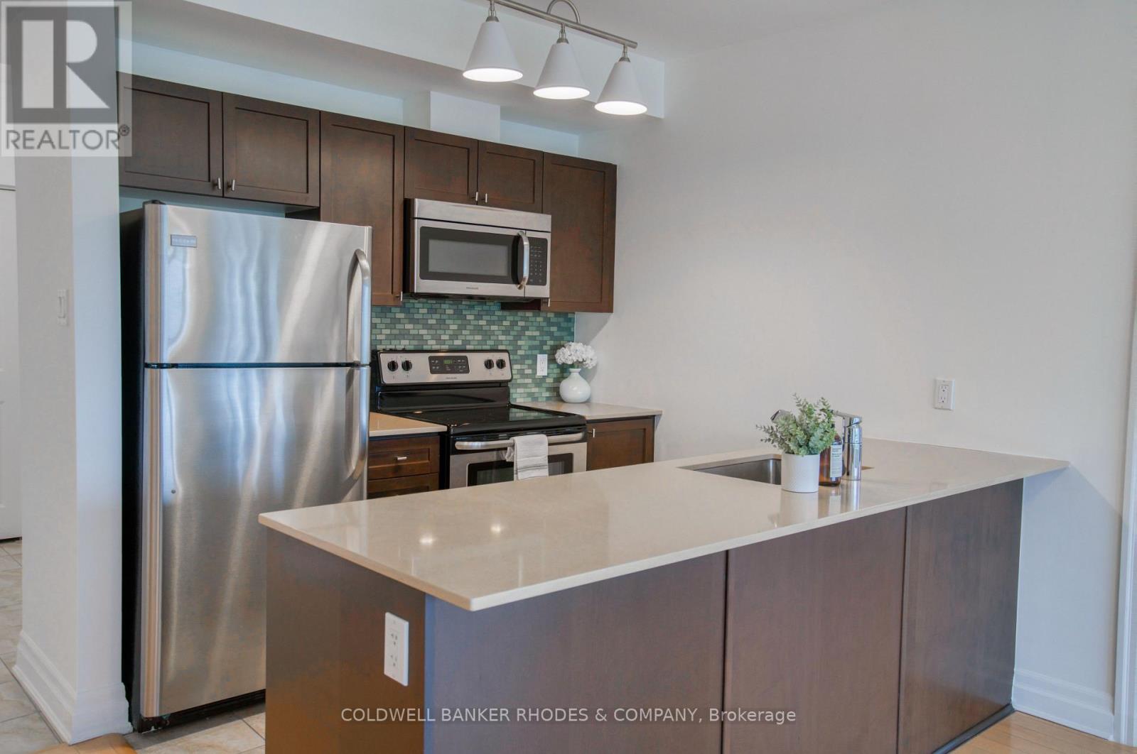#407 90 LANDRY STREET - 6