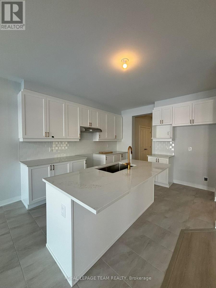 420 MEYNELL STREET - 13
