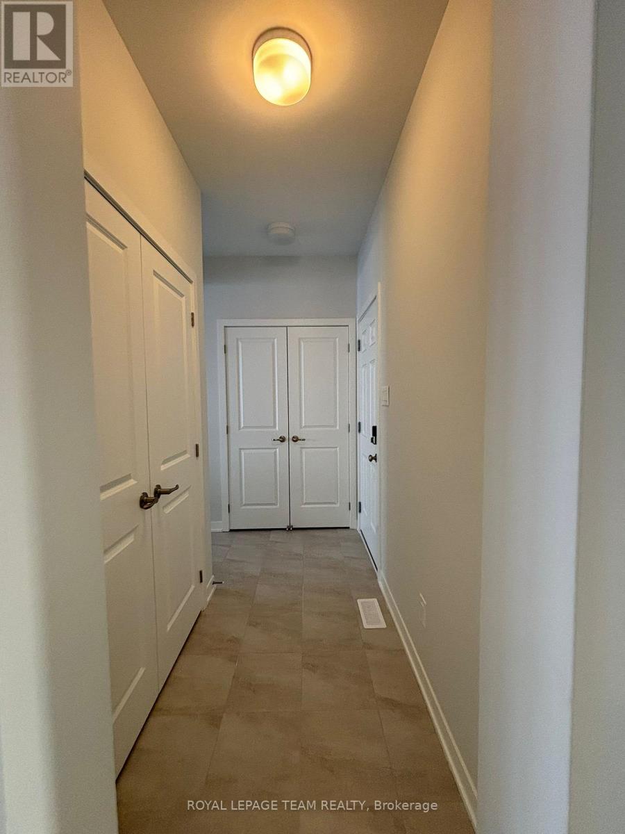 420 MEYNELL STREET - 15