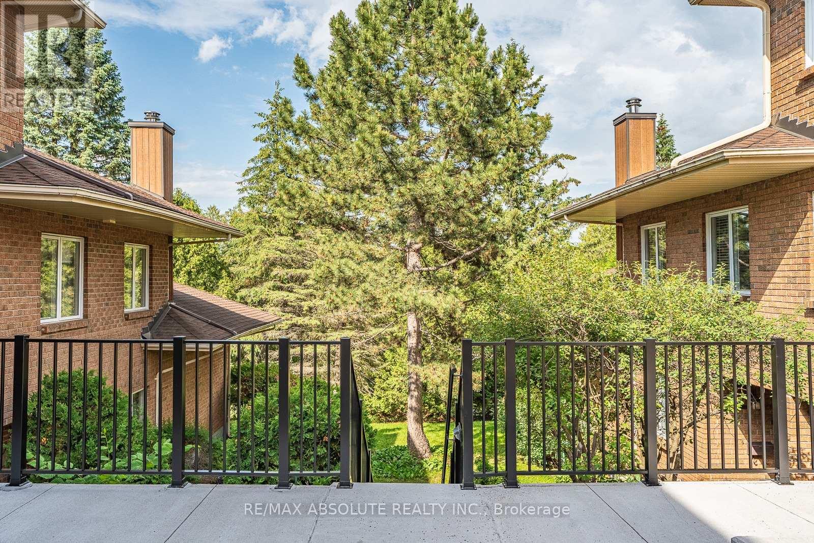 206 STRATAS COURT - 6