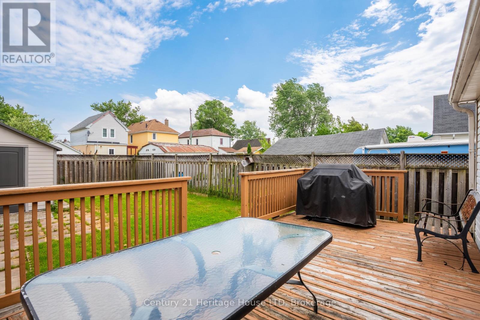 19 SANTONE AVENUE - 25