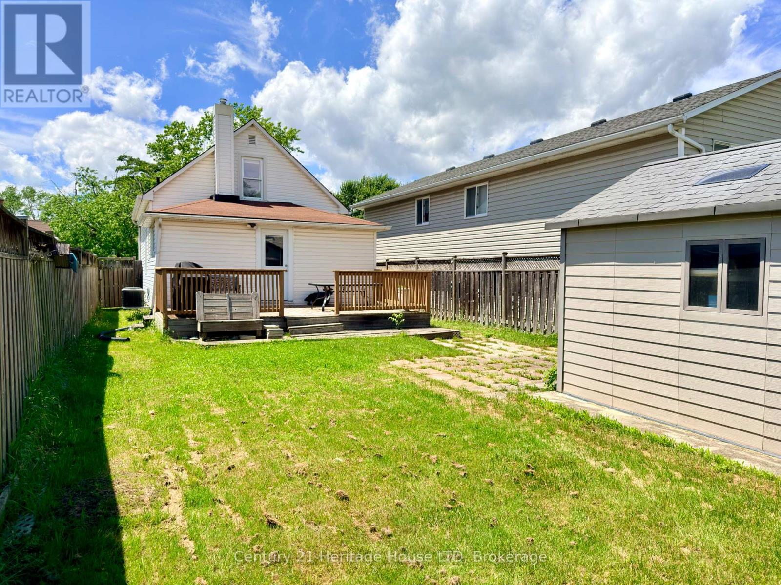 19 SANTONE AVENUE - 4