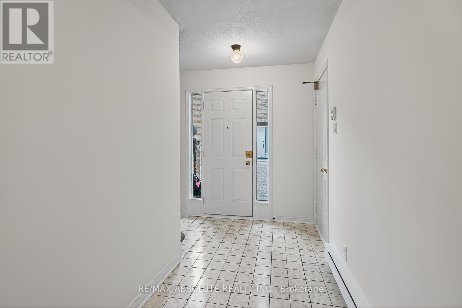 206 STRATAS COURT - 12