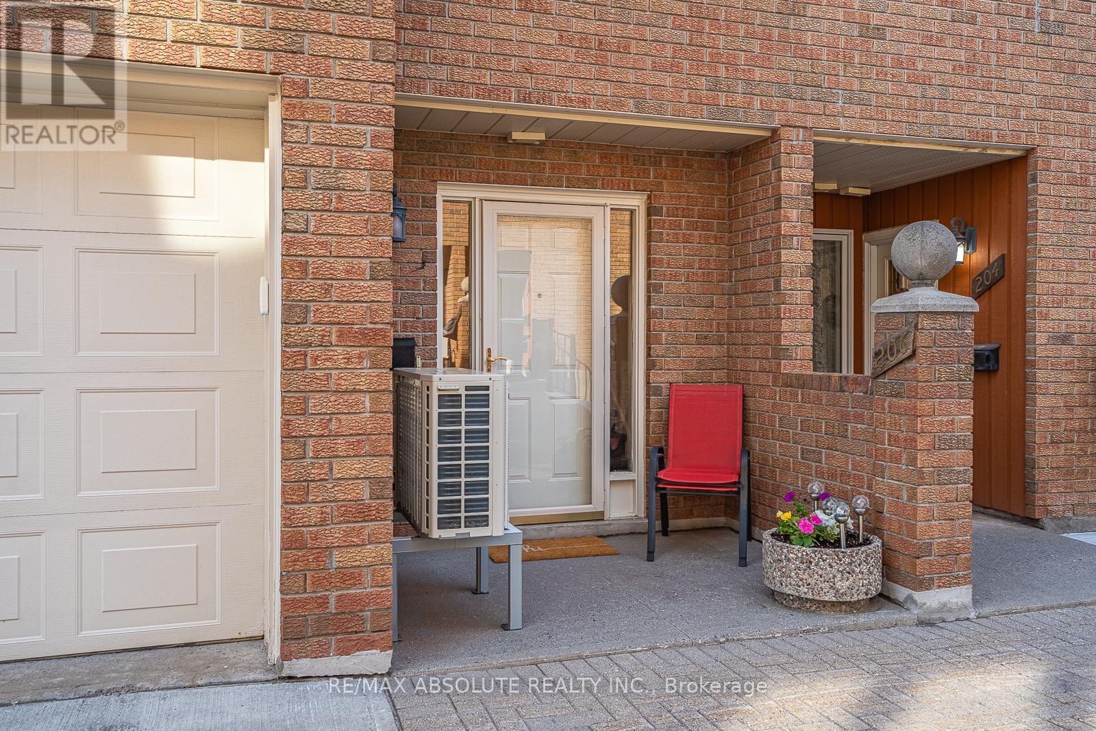 206 STRATAS COURT - 11
