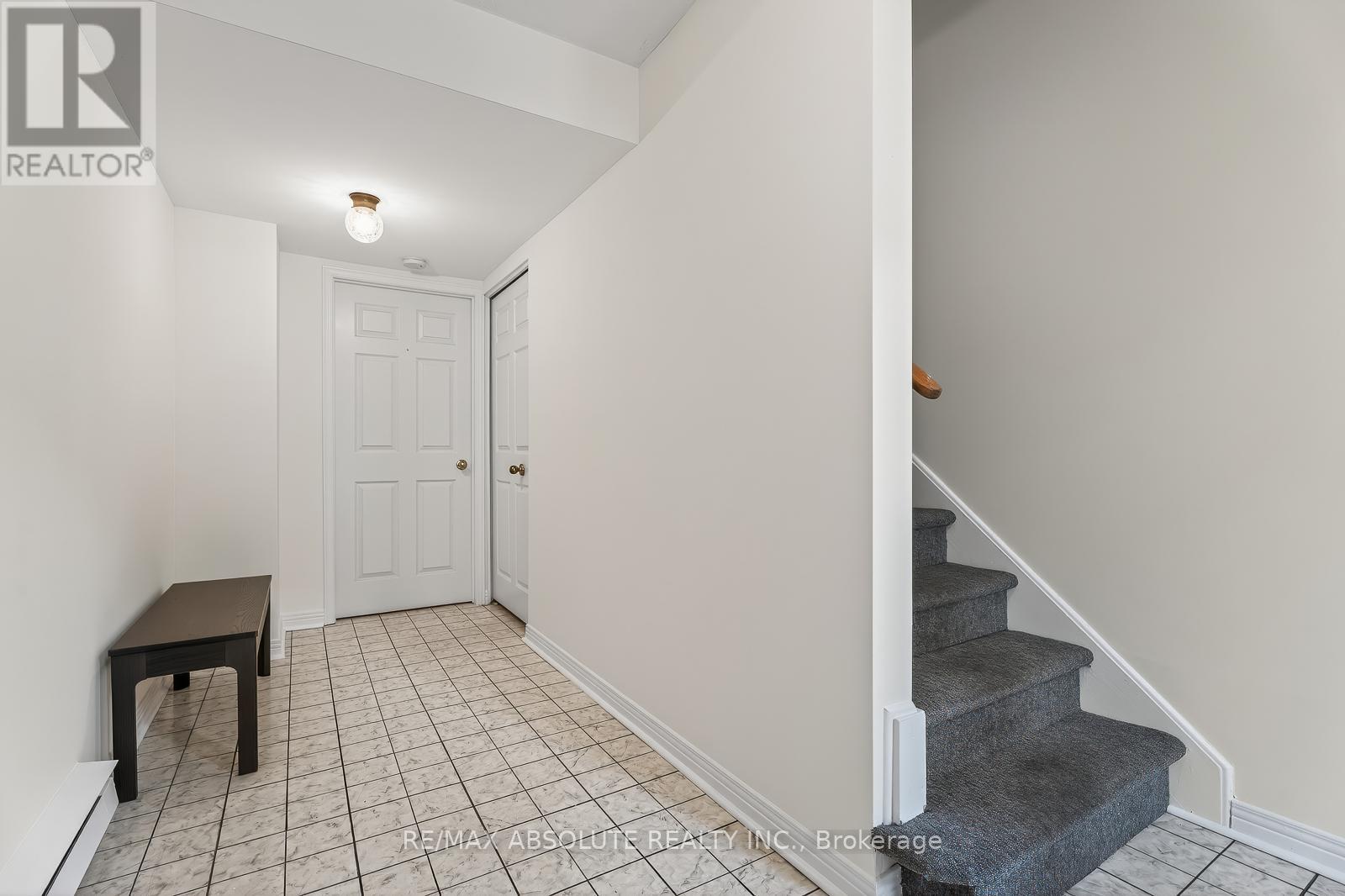 206 STRATAS COURT - 13