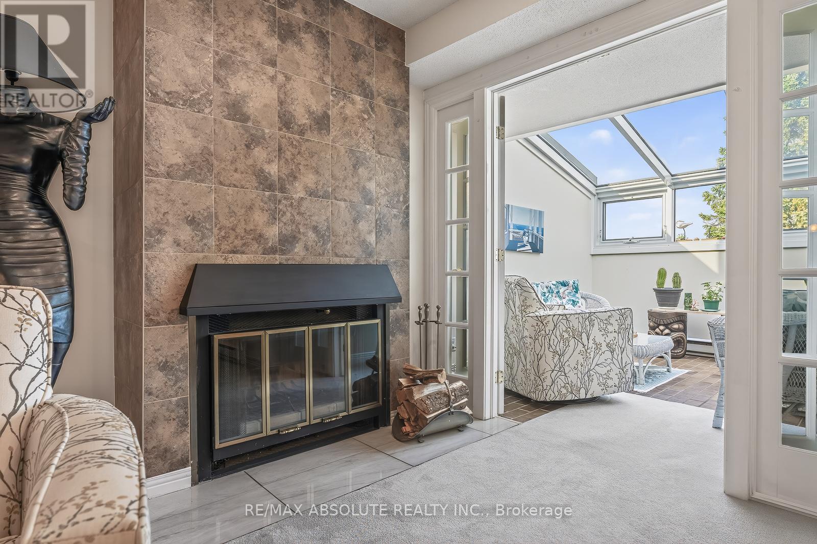 206 STRATAS COURT - 24
