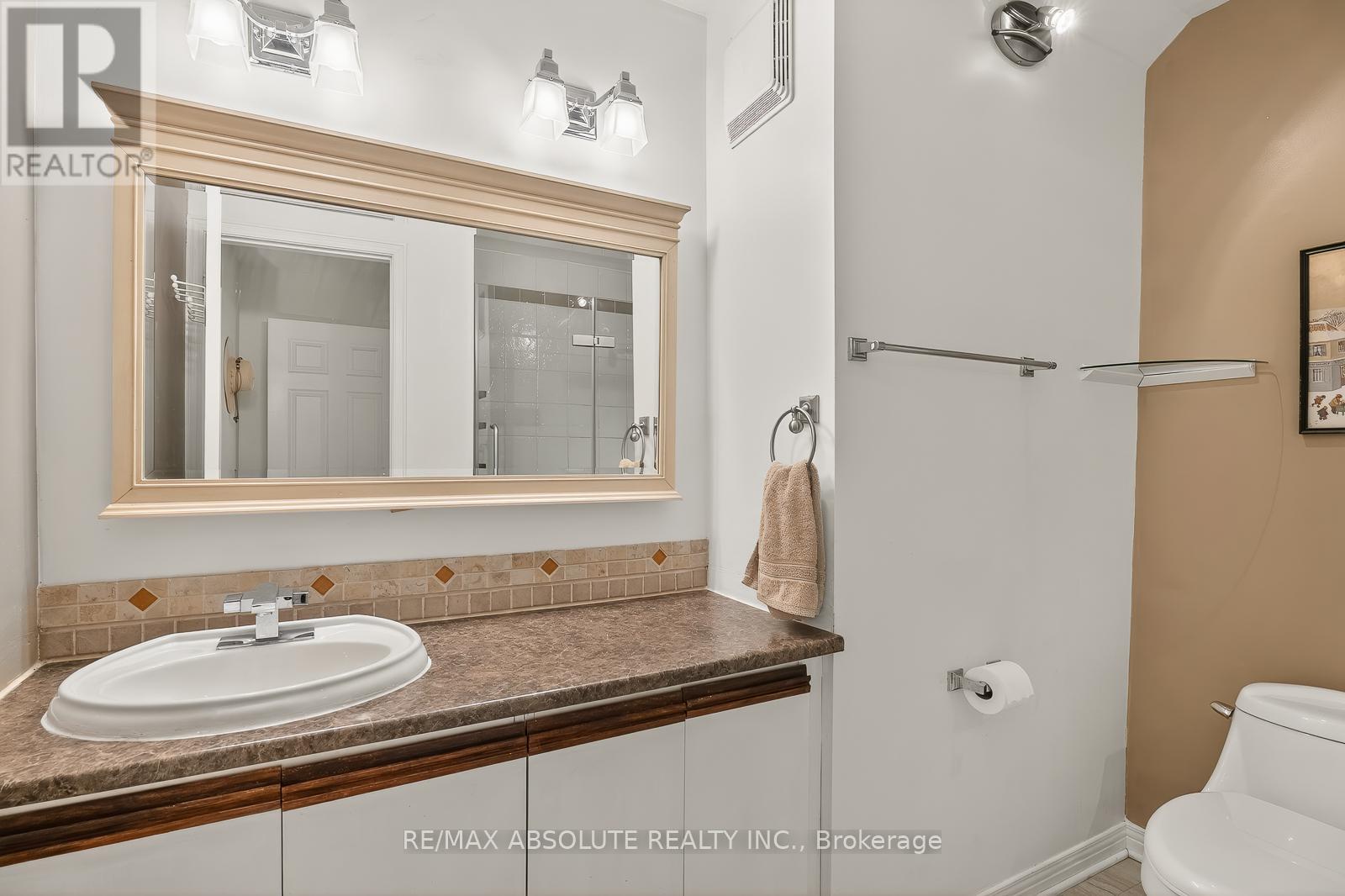 206 STRATAS COURT - 34