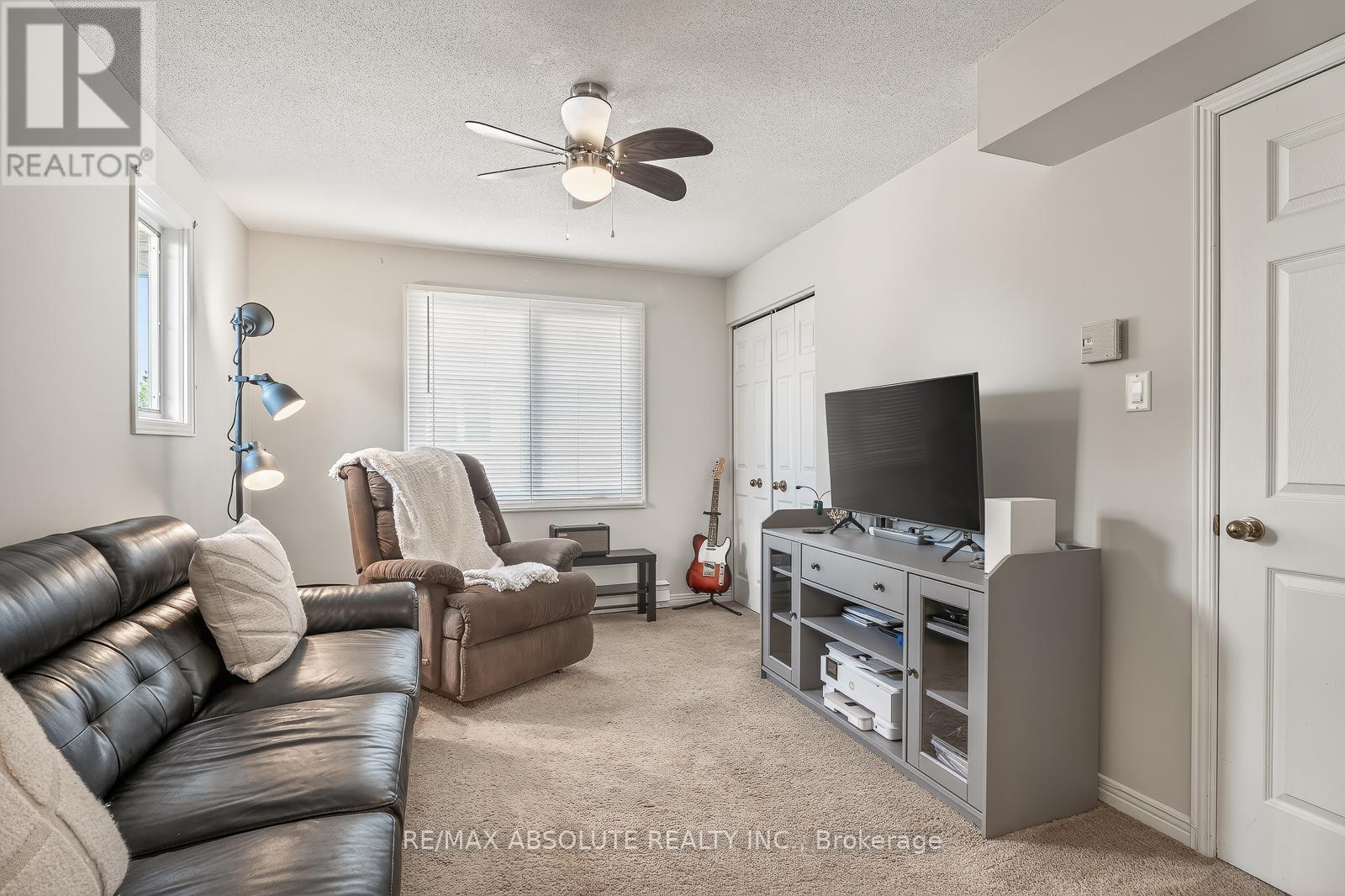 206 STRATAS COURT - 38