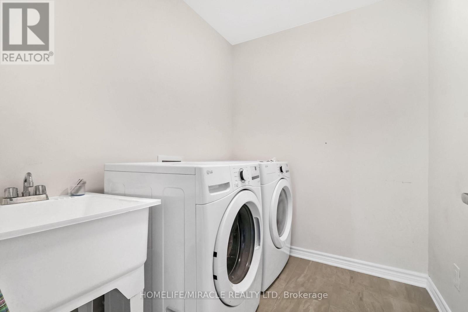 9 TOLCHACO COURT - 33