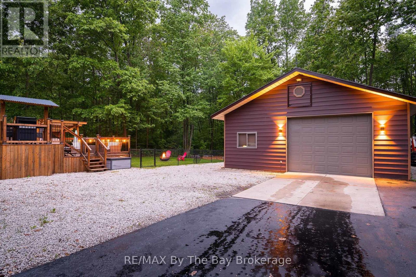 10 BIRCHWOOD TRAIL - 2