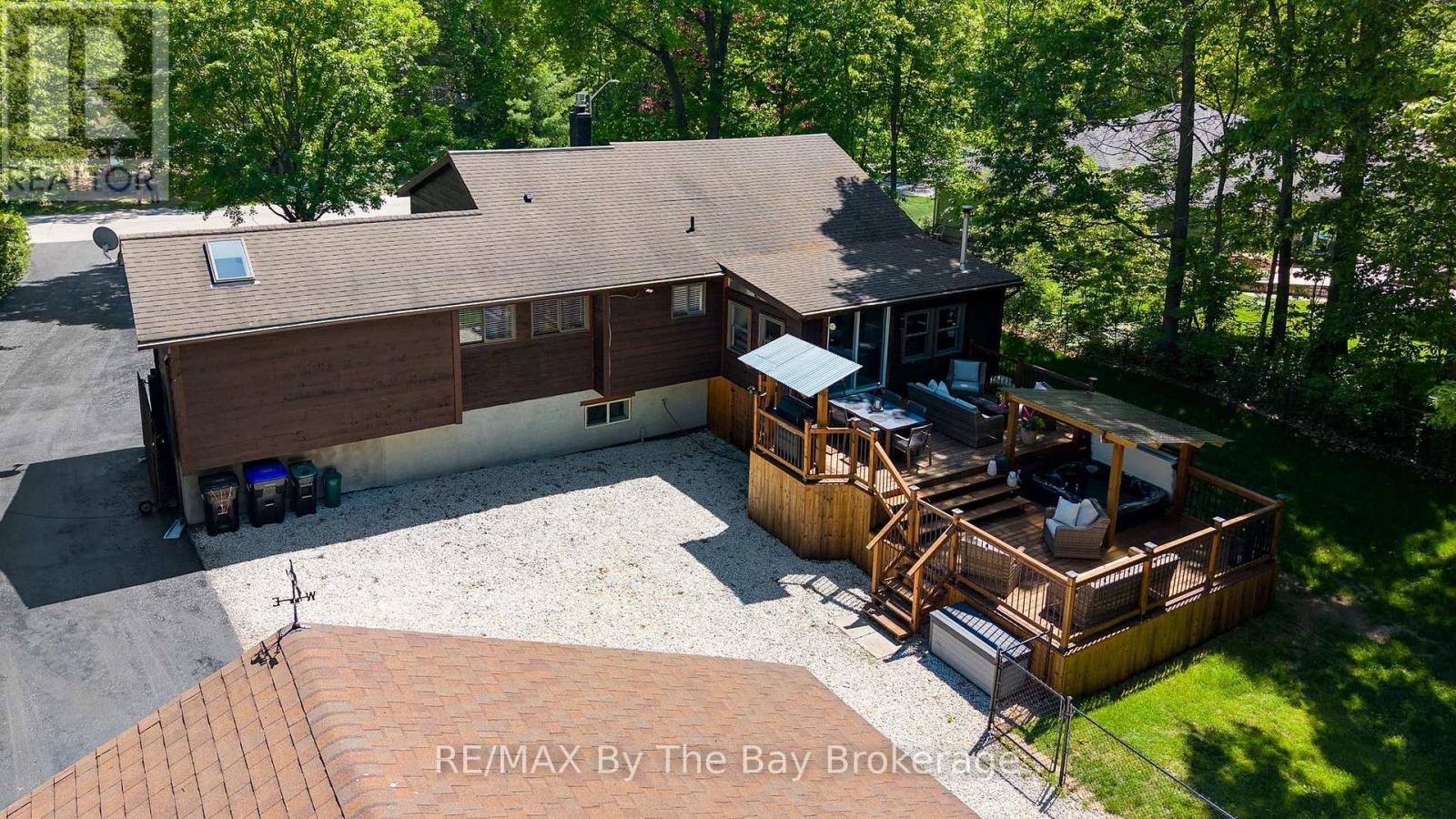 10 BIRCHWOOD TRAIL - 3
