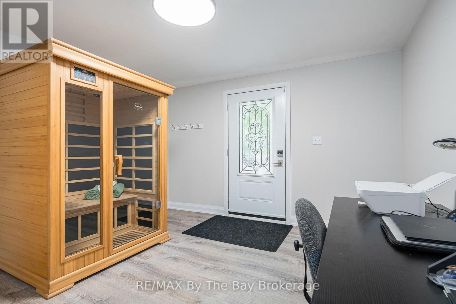 10 BIRCHWOOD TRAIL - 31