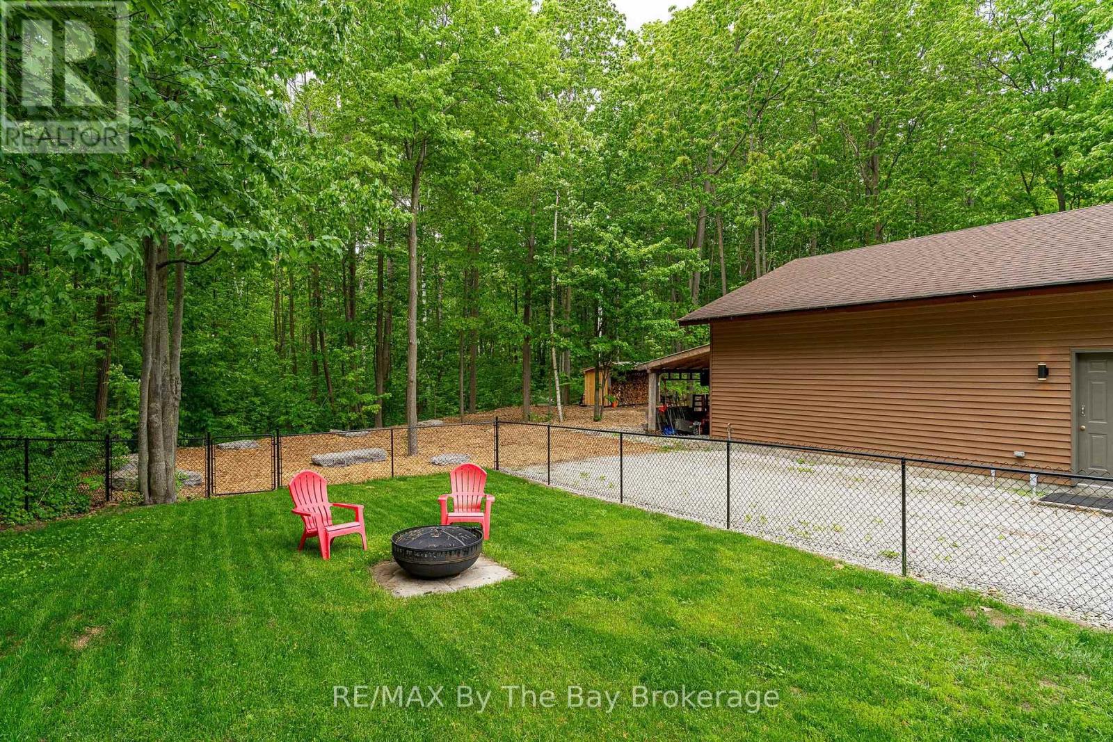 10 BIRCHWOOD TRAIL - 35