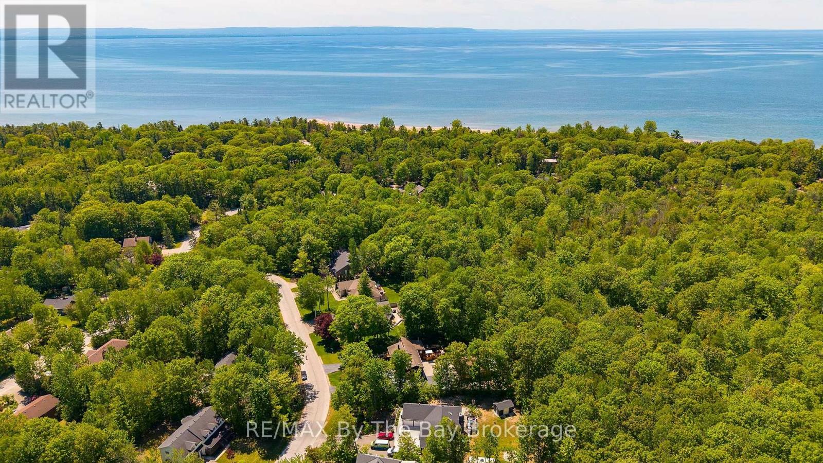 10 BIRCHWOOD TRAIL - 44