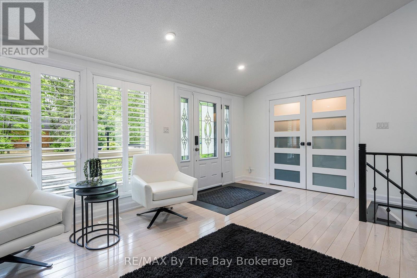 10 BIRCHWOOD TRAIL - 6